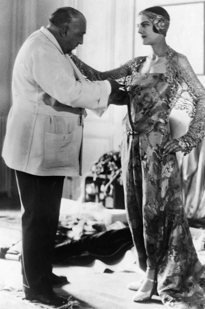 ¿Quién era Paul Poiret? El diseñador que liberó a la moda moderna